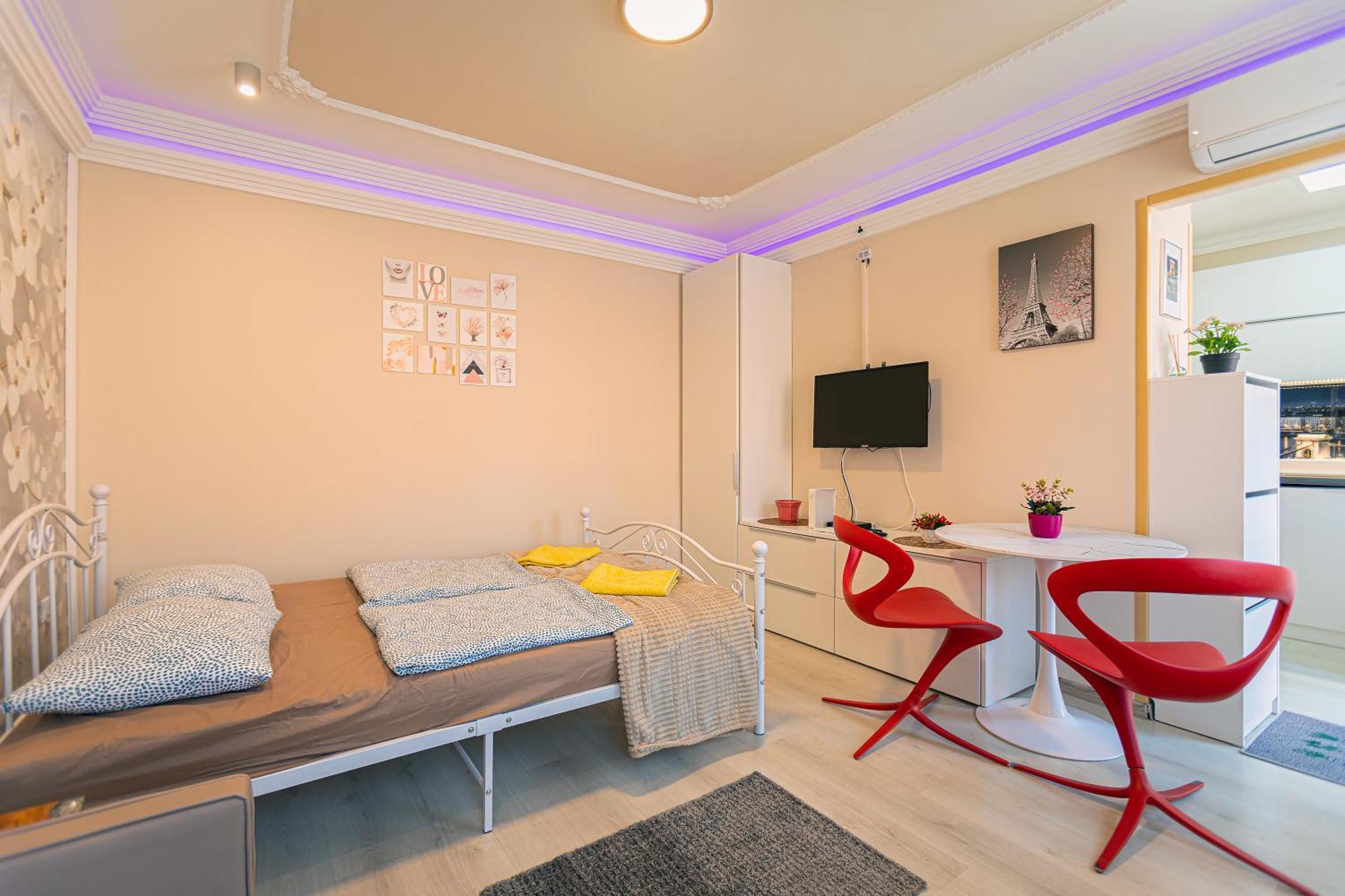 Iranyi Studio بودابست المظهر الخارجي الصورة